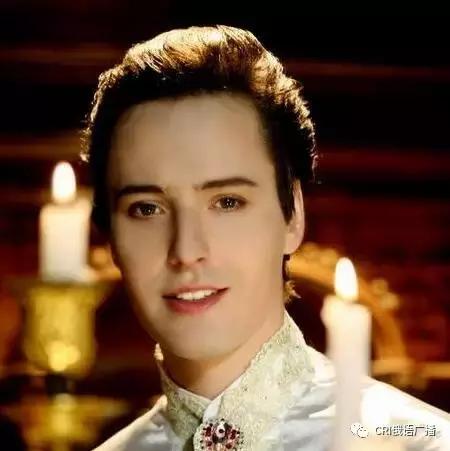 迪玛希我是歌手成名曲(迪玛希翻唱歌剧2是否让你想起那个他)(9)