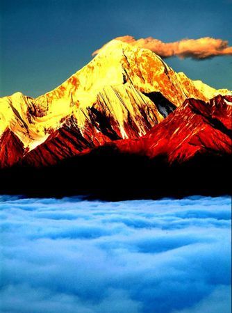 贡嘎山在四川哪个地方：贡嗄神山是在哪里