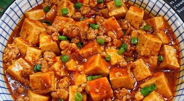 麻婆豆腐是哪个地方的菜,麻婆豆腐是哪里的菜系图3
