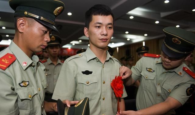 中国当兵一般都当几年