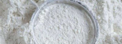 ​面粉潮湿结块还能吃,面粉有块好像受潮了还能吃吗