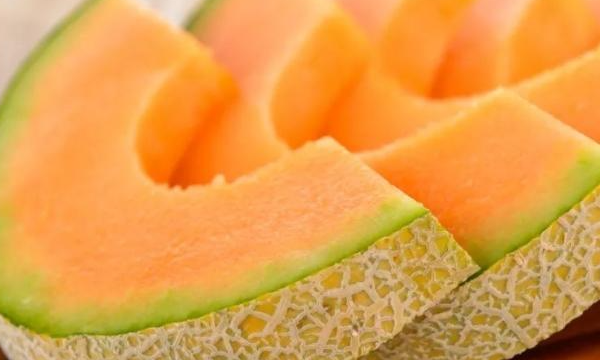 甜瓜软了还能吃,甜瓜变软了还能吃吗图2