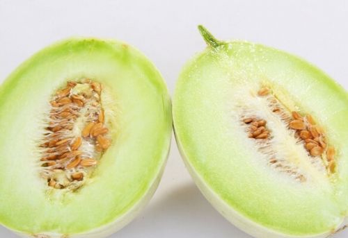 甜瓜外面好的里面发霉还可以吃吗?