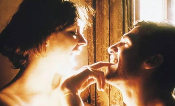 世界r级最禁片 男女都露器官的电影