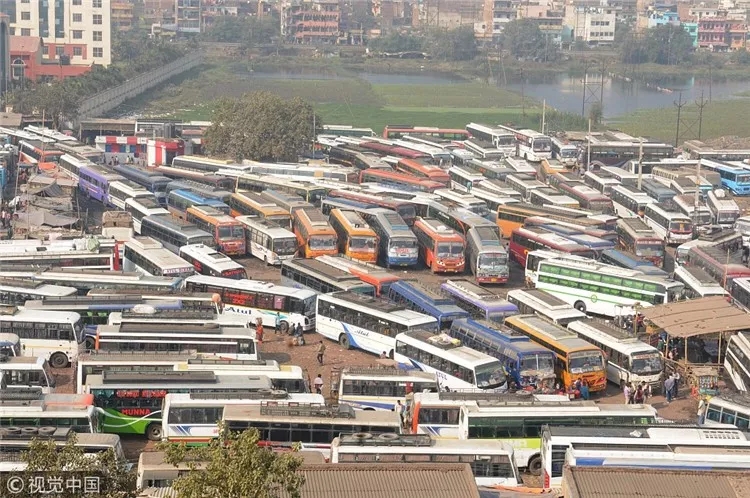 包括世界!史上最大范畴歇工 印度2亿人陌头破坏