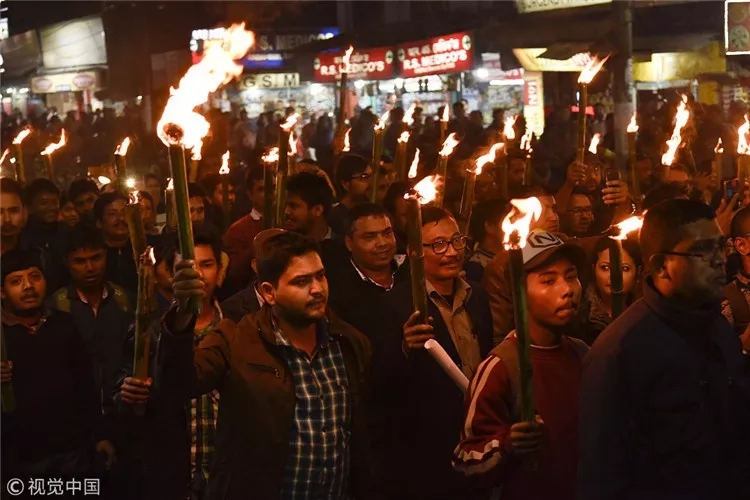 包括世界!史上最大范畴歇工 印度2亿人陌头破坏