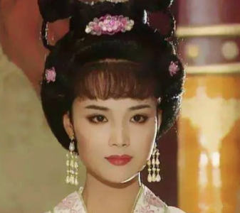 ​上官婉儿怎么死的，上官婉儿的生平是怎样的