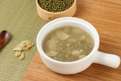 ​绿豆汤怎么煮更容易烂，放在冰箱里冷冻更容易煮得烂