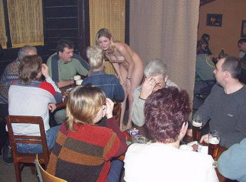 德国比美国更启搁的性文明