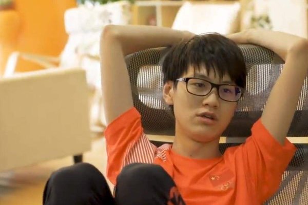 mlxg和uzi挨架互喷事变 为什么会闹掰呢