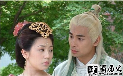 《至尊红颜》武媚娘和李君羡（右）