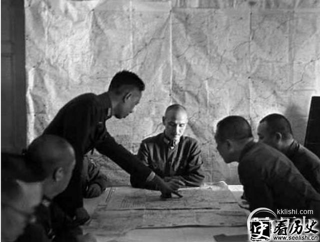 武汉会战蒋介石亲自坐镇指挥 却节节败退