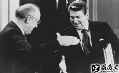 ​伊朗门事件的结果是什么