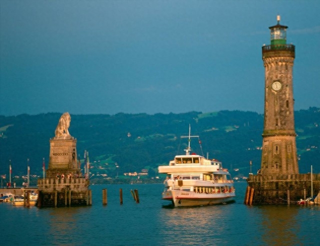 连奥斯卡大片都钟爱它！此生必看全球15座浪漫神秘的灯塔