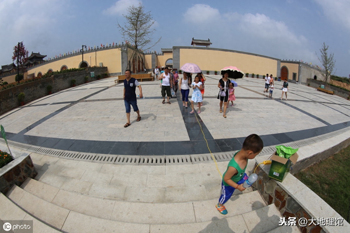 地图看中国四大高原：内蒙古高原、黄土高原、云贵高原、青藏高原