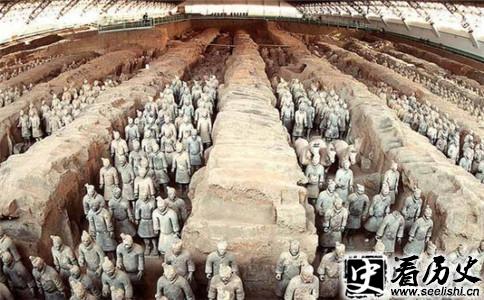秦始皇陵的照片