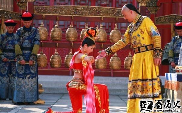 闭关锁国时期乾隆剧照