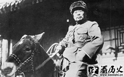 ​汤玉麟儿子汤佐荣的资料