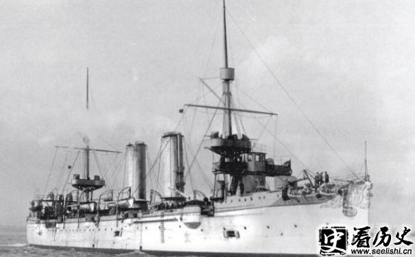 致远号战舰图片