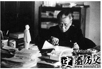 刘少奇和陈毅：为何刘少奇反对陈毅入选“十大元帅”