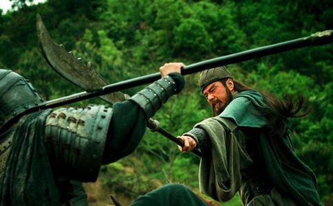 为什么关羽张飞面对徐庶和诸葛亮是两种完全不同的态度?