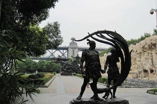 夏王朝灭亡的真正原因是什么?