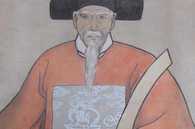 ​张居正和海瑞谁对明朝更重要?