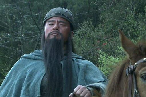 关羽水淹七军威震华夏,为何最后突然败走麦城?