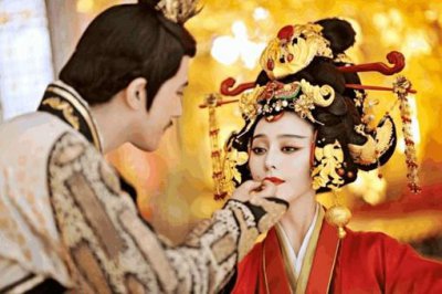 ​张氏兄弟一起上武则天是怎么回事?