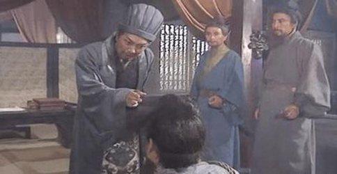 诸葛亮斩马稷给蜀国带来了哪些影响?