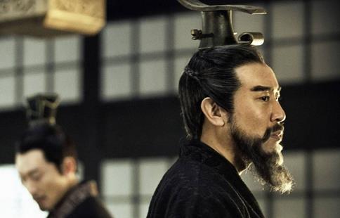 曹操是怎么收服人心的?