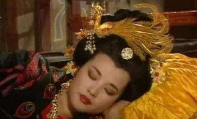 ​武则天为什么要设立控鹅监？