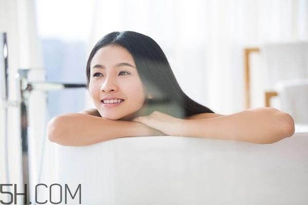 睡前洗澡有助于睡眠吗 可能你想多了 睡前洗澡有助于睡眠吗 可能你想多了