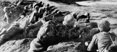 ​正面战场和敌后战场的区别和联系（两个战场之间的关系）