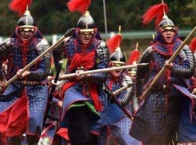 ​清朝时期八旗军队能够击败明君 战斗力为何后面变弱了