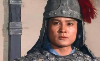 ​张飞没能和华雄交手，那他俩的真实实力如何呢？