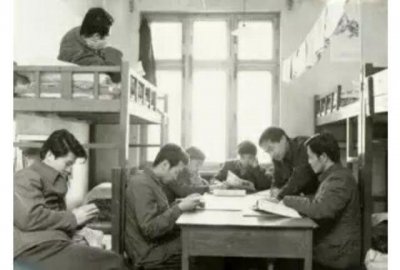 ​1980年代的大学校园生活竟是如此，你的大学生活是如此度过的吗？