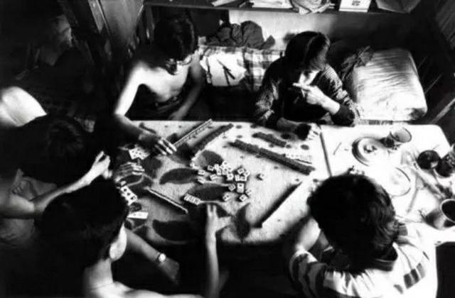 1980年代的大学校园生活竟是如此,你的大学生活是如此度过的吗?