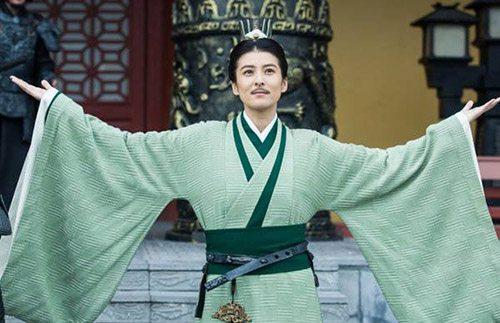 他是古代真实的何晏，相貌比貂蝉还美，并且还发明出1个美容法宝