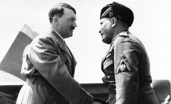 二战时納粹党的头目希特勒, 为何要对犹太人大肆屠杀 有何隐意