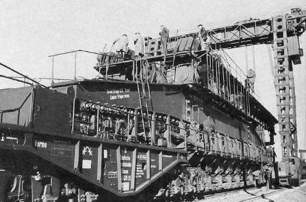 二战时德国秘密研制的武器 古斯塔夫巨炮 炮弹比人都高