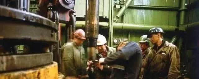 苏联地狱之门，深度一万两千多米，专家说听到恶魔在嘶吼！