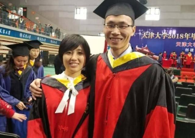 “最励志”学霸情侣,恋爱9年硕博连读!