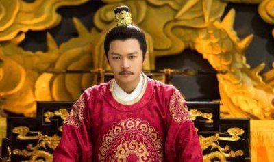 ​历史上末代帝王溥仪为什么带头剪辫子？真正真相是什么？历史