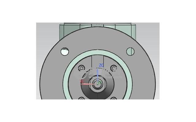 接吻时，男人有这四种表现，是“爱你入骨”了，假装不出来！