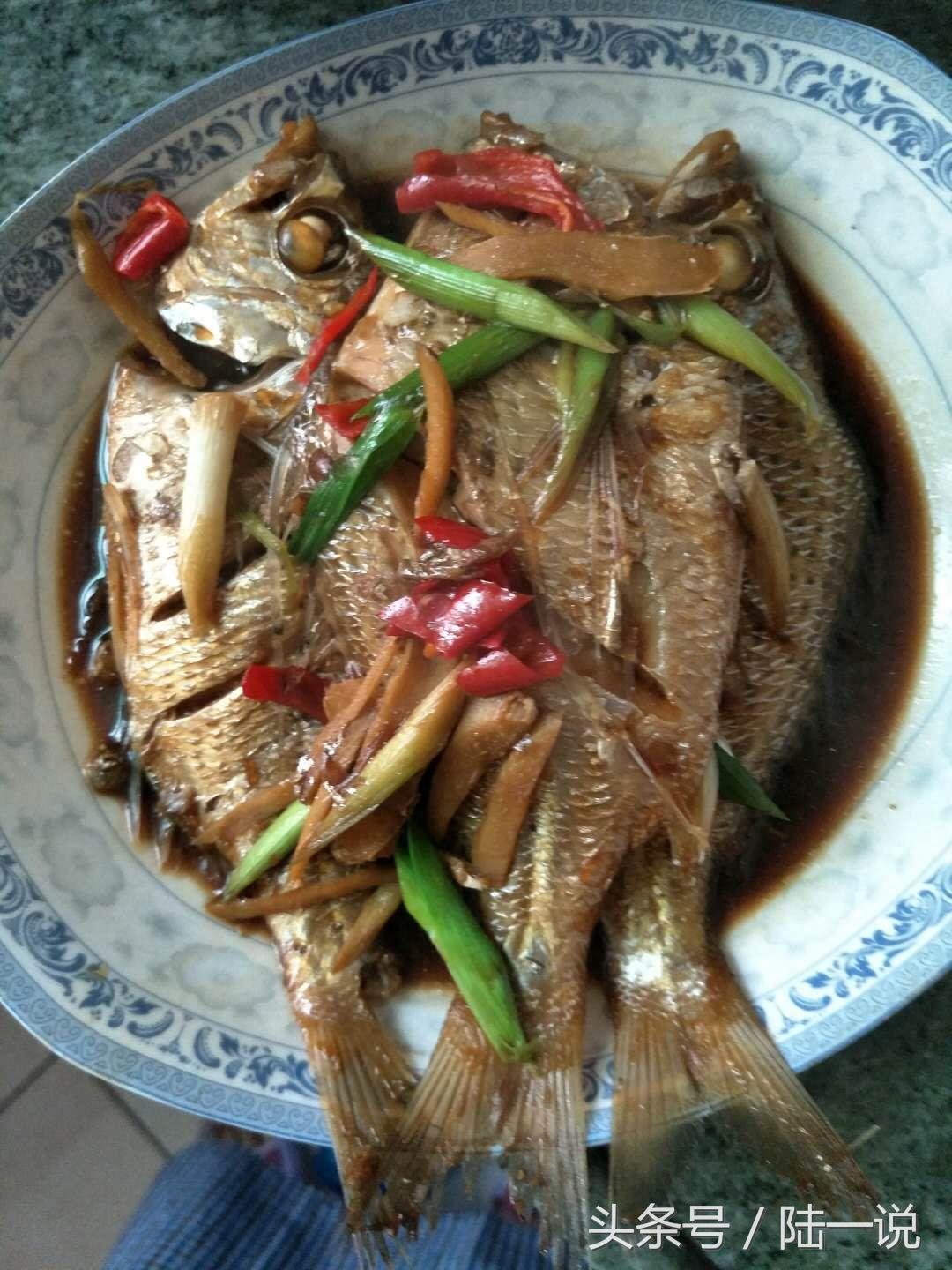 厦门城中村村民，给他5套商品房也不搬，自己种菜养鸡租房很惬意