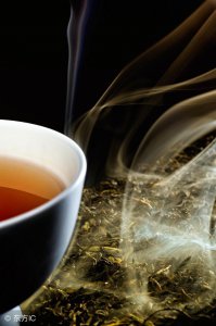 ​做人，不要太势利眼；人生，方能走的坦然