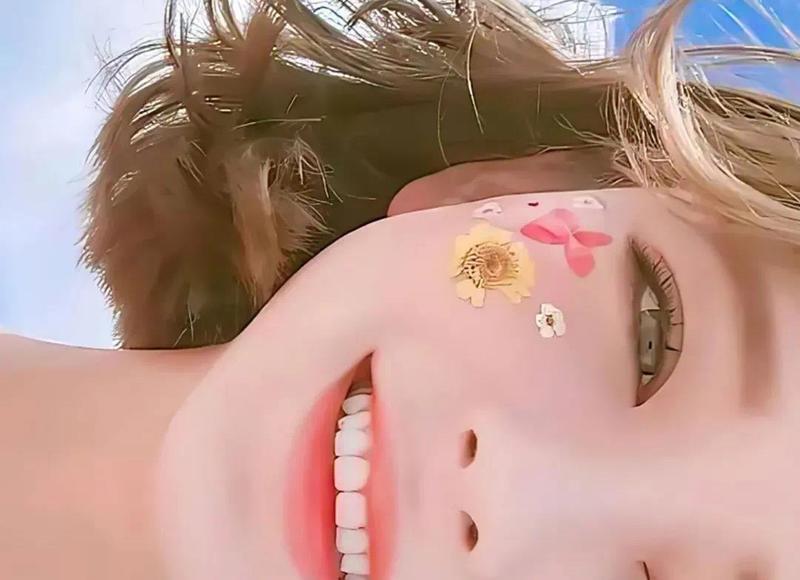 “早就说你人老珠黄没人要，得找我复婚”“我是来给你送喜帖的”