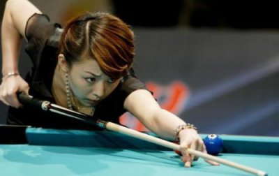 ​潘晓婷三围曝光！裤子后袋小方块引热议，真实原因令人动容