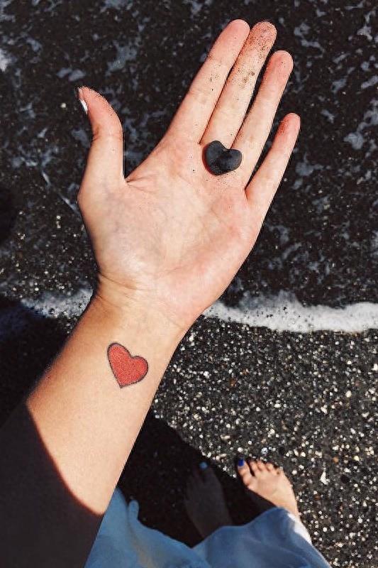 女生专属!12个细小又可爱的心形纹身推荐!